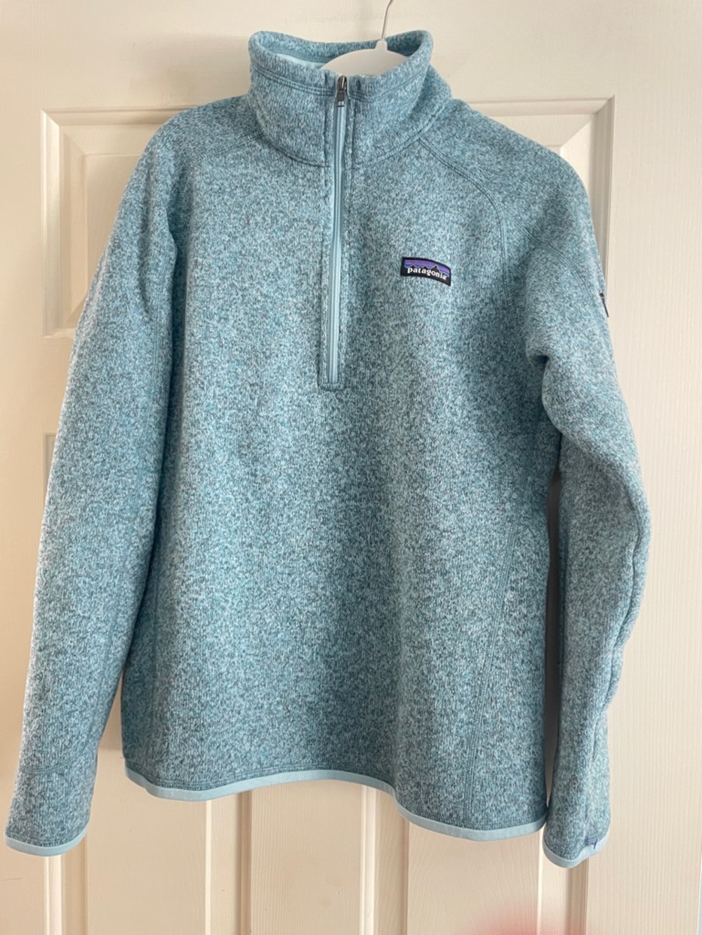 Patagonia women’s medium quarter zip